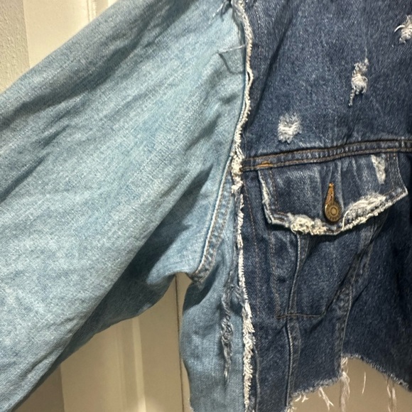 Furst of a Kind Distressed Cropped Two-Tone Denim Jacket Y2K Grunge Streetwear M - Picture 4 of 6